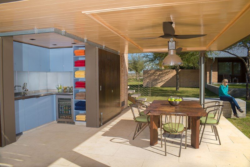 Temple Ranch Pool Cabana with jacal shade structures (7)