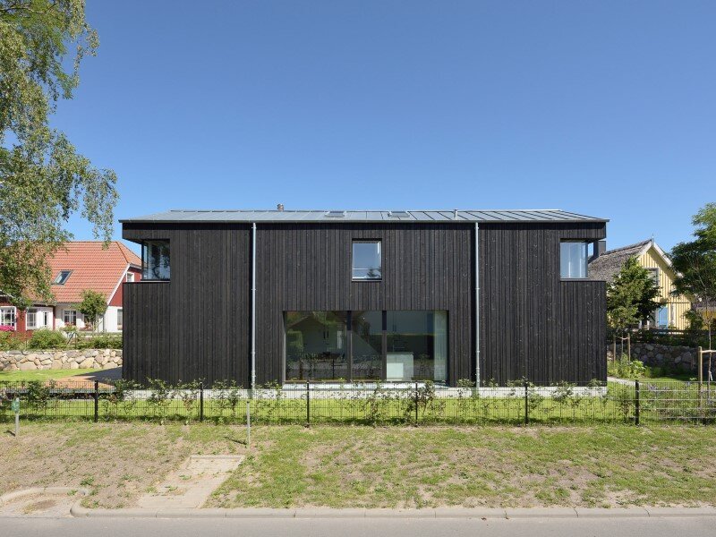 WieckIn Vacation House - traditional German architecture by Möhring Architekten (7)