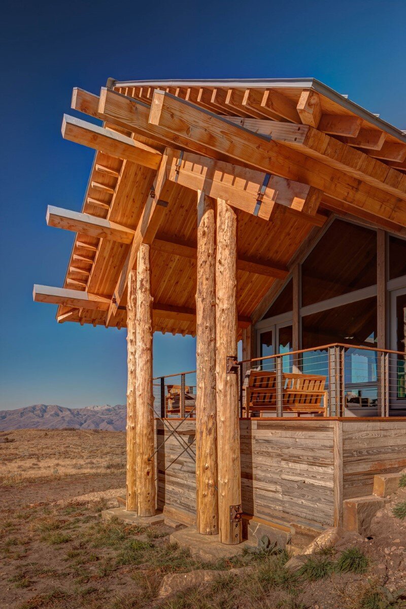 Wolf Creek Ranch - Log Home with traditional ranch architecture (6)