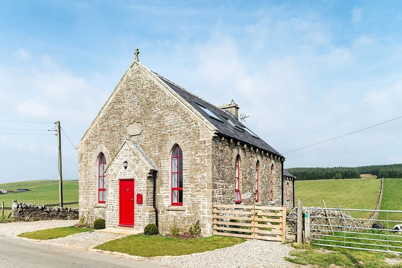 Chapel on the Hill Boutique conversion of a Methodist Chapel (3)