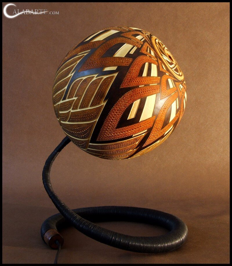 Handmade gourd lamp by Calabarte (11)