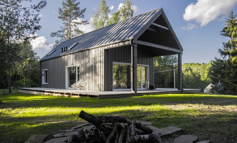 Retreat designed for a hunter's family leisure time (16)