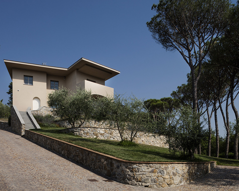 Luxurious Villa Located on Lucca’s hill, Italy - Studiòvo (1)