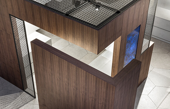 Pop Up Box & Food Corner convertible retail space that offers a customizable presentation area (5)