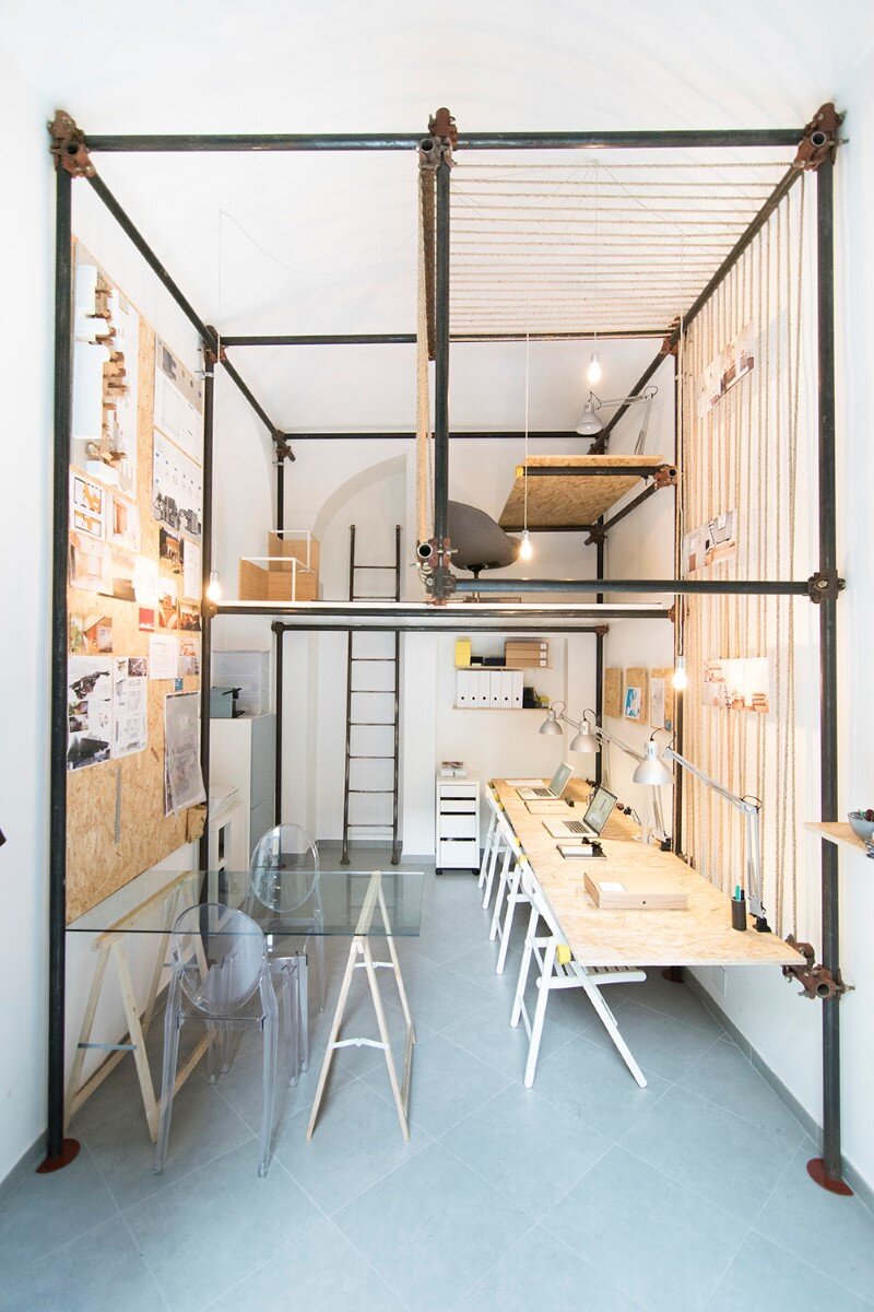 R3architetti Have Transformed a Small Atelier of 14 sqm in Their Own Creating Space (7)