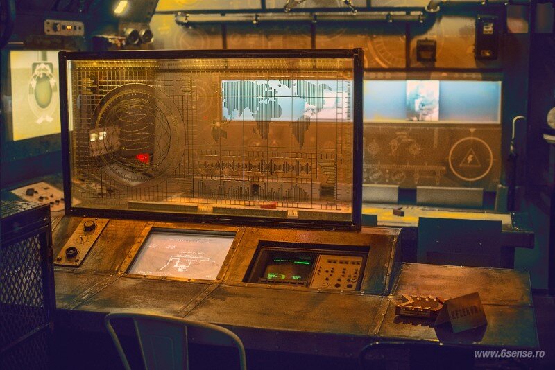 Submarine Bar Designed in Industrial Style with Steampunk Features (17)