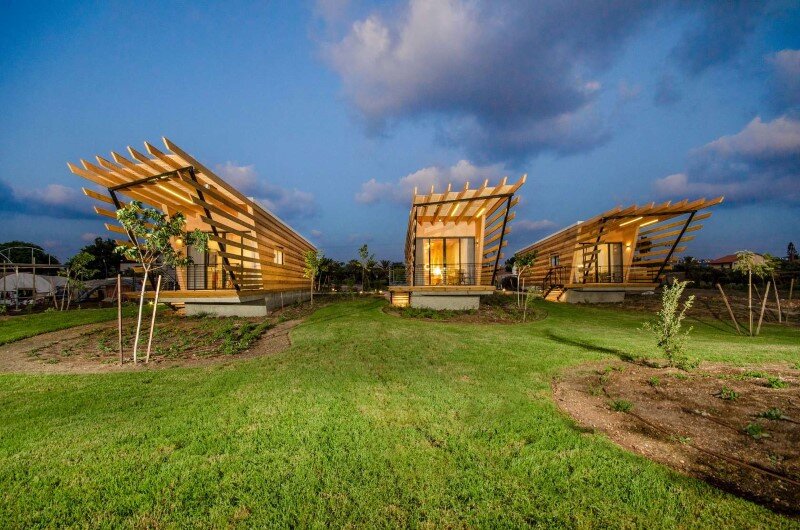 Wooden huts built with prefabricated elements (7)