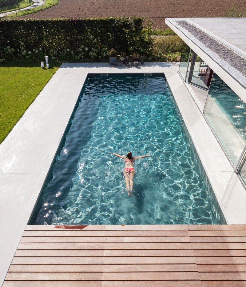 Glass And Concrete Pool House In Belgium (3)