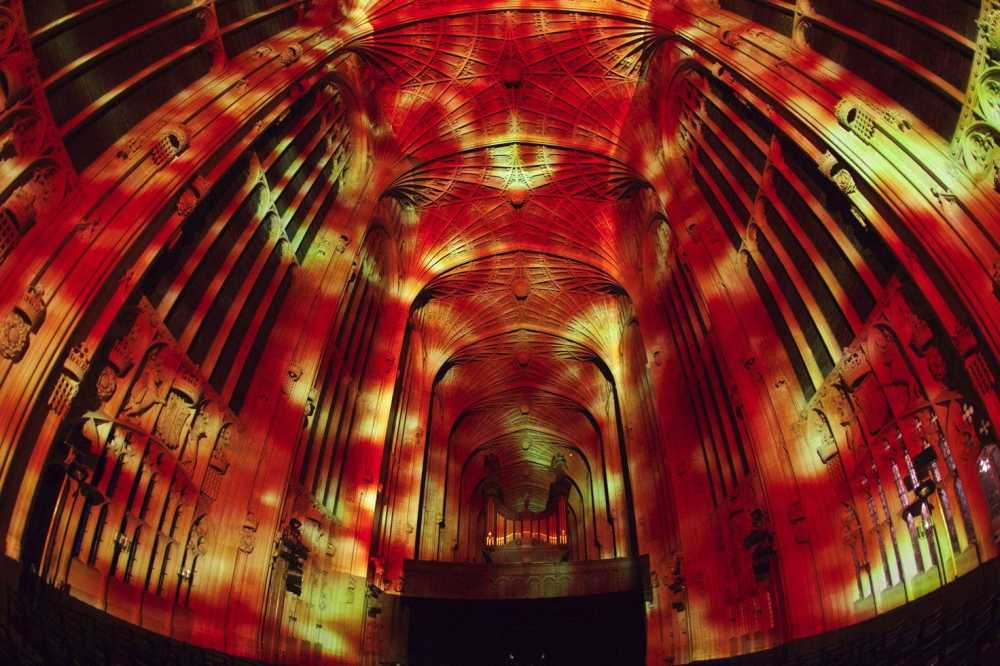 Immersive-Projection-in-Kings-College-Chapel-University-of-Cambridge