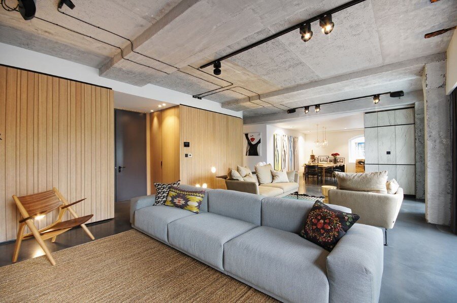 Industrial Warehouse Conversion at Ransome’s Dock in London (2)