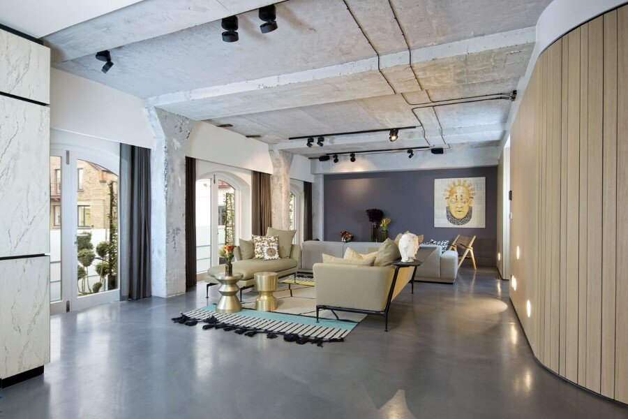 Industrial Warehouse Conversion at Ransome’s Dock in London (5)