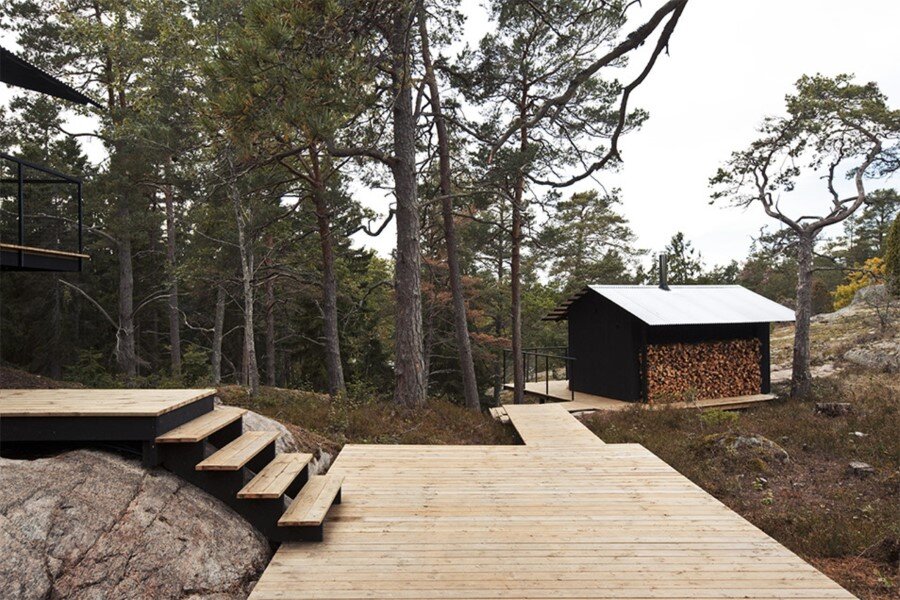 Single Story Vacation House on an Island in the Stockholm Archipelago (3)