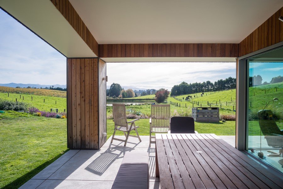 Tasman Lifestyle Home by Bell Stephenson Architects (3)
