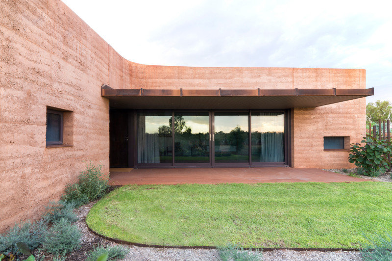 Twelve Earth Covered Residences by Luigi Rosselli Architects (10)