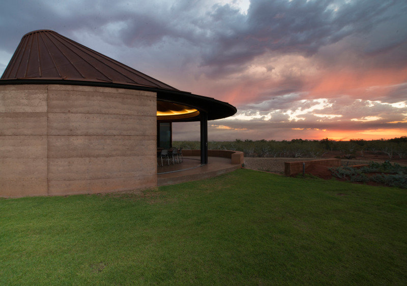 Twelve Earth Covered Residences by Luigi Rosselli Architects (3)