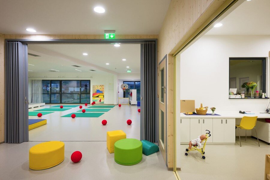 Šmartno Timeshare Kindergarten - Spaces Combined into one Learning Landscape (2)