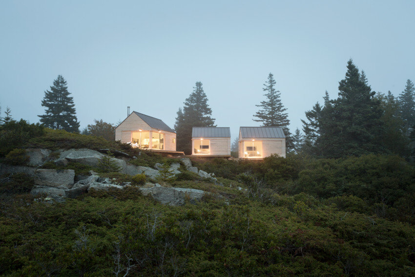 Summer Retreat in Maine / GO Logic Architecture