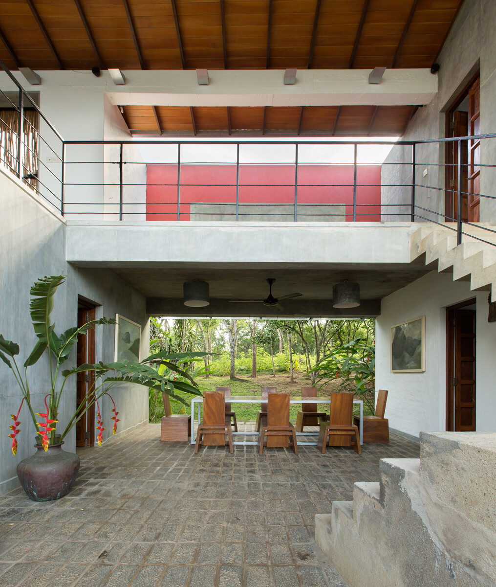 This Sri Lankan Beach Villa is Serene, Relaxed and Intimate (19)