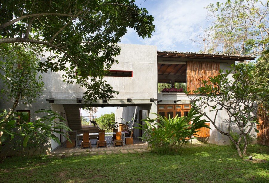 This Sri Lankan Beach Villa is Serene, Relaxed and Intimate (23)