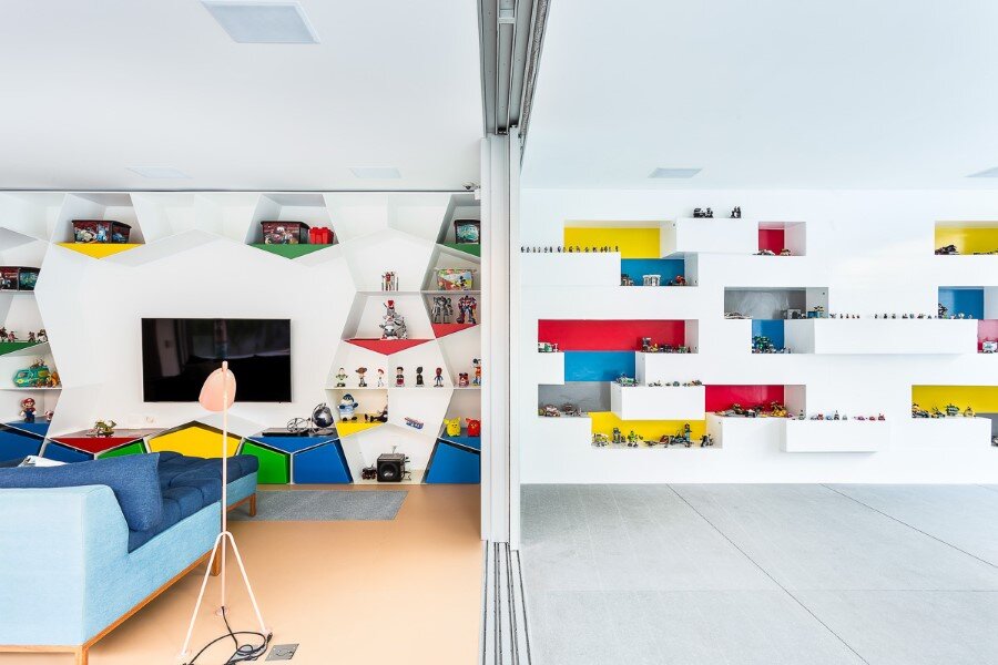 Toy House Was Conceived as a Huge Playground for a Growing Family (18)