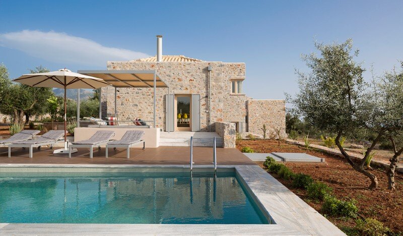Greek Villa Elements of the Historic Houses into a Modern Context (1)