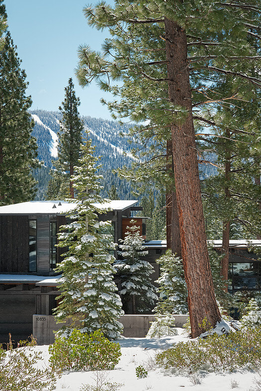 Martis Camp House in Northstar California by Faulkner Architects (6)