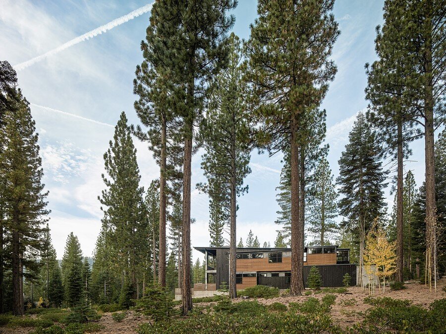 Martis Camp House in Northstar California by Faulkner Architects (8)