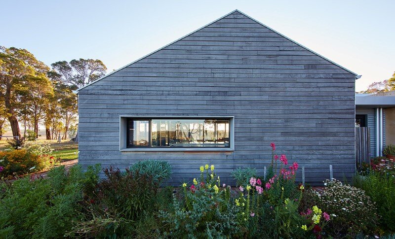 Modern Australian Farm House with Passive Solar Design (4)