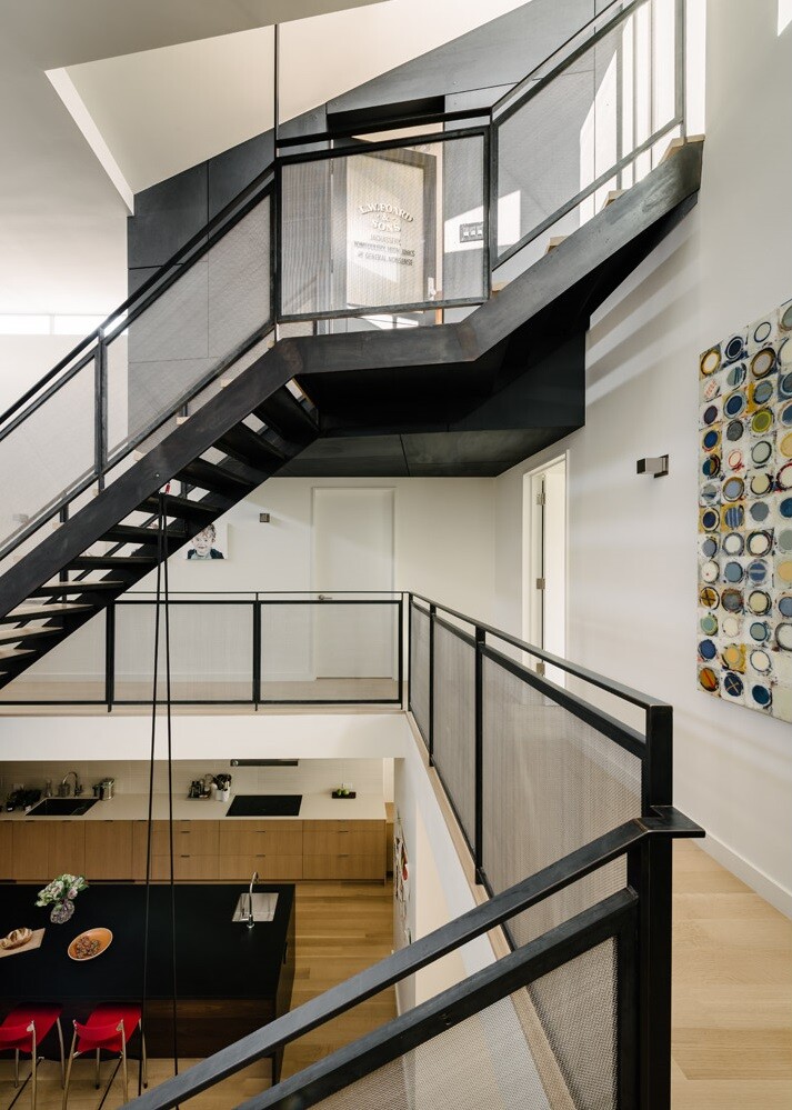 Unconventional Three-Story Atrium House in San Francisco (1)