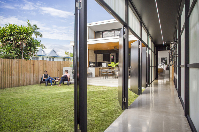Laneway House by 9point9 Architects (1)