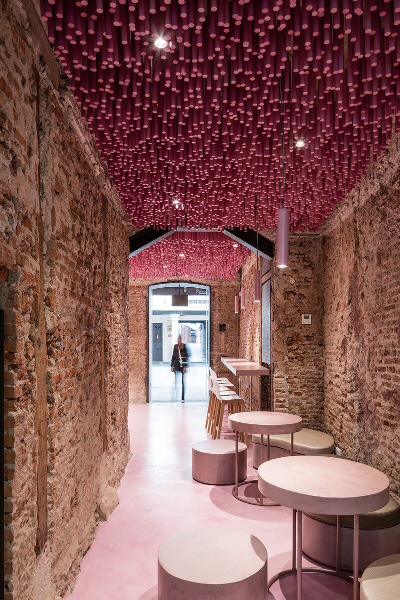 12,000 Pink Wooden Sticks Hanging from the Ceiling (5)