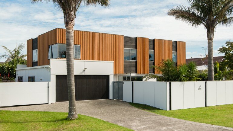 Red Beach House by LTD Architectural Design Studio (6)