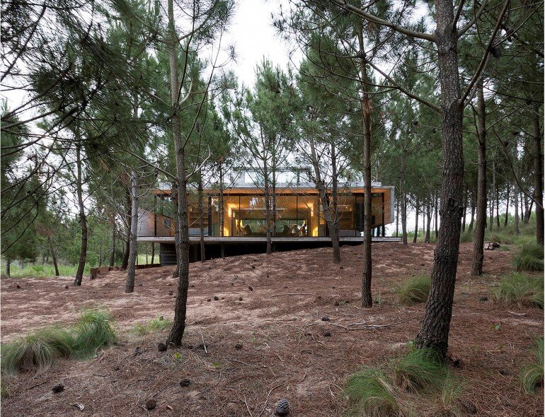 Concrete Holiday Retreat in Argentina by Luciano Kruk (23)