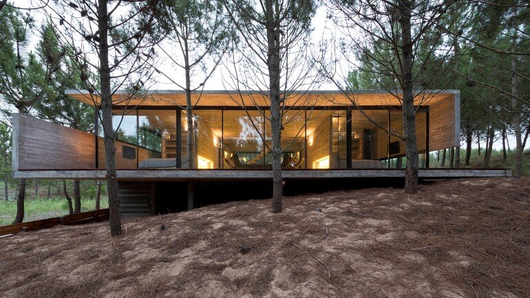 Concrete Holiday Retreat in Argentina by Luciano Kruk (24)