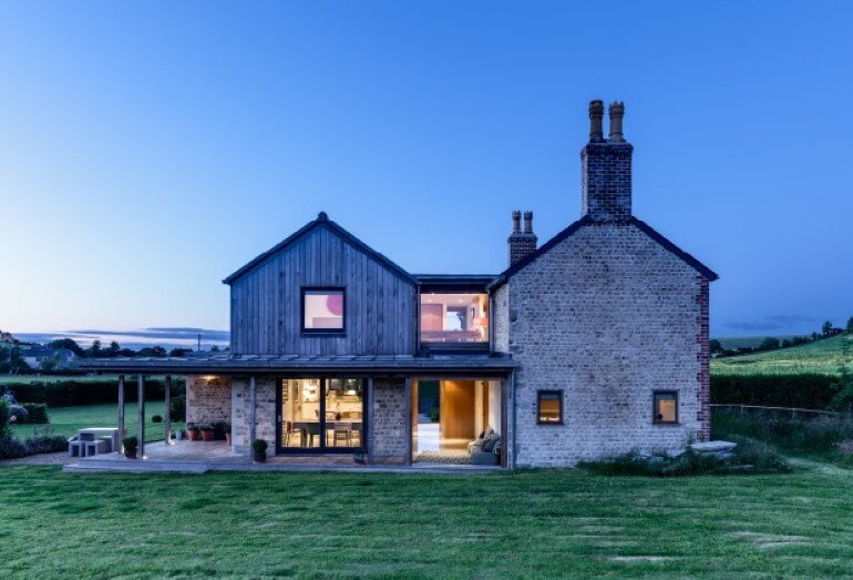 Laurel House - Contemporary Extension for a Delightful Traditional Cottage (1)