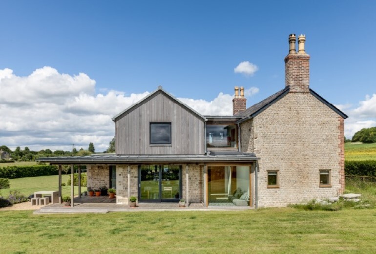 Laurel House - Contemporary Extension for a Delightful Traditional Cottage (14)