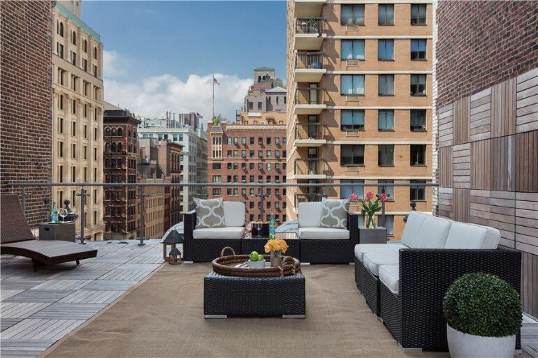Broadway Loft Apartments – Old Warehouse Transformed into Modern Living Spaces