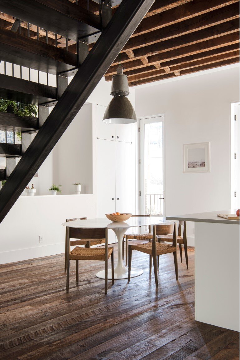 Lorimer Street Townhouse - Loft Home for a Family of Four (4)