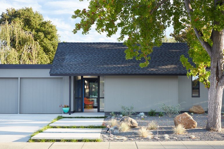 Renewed Classic Eichler Home in Silicon Valley by Klopf Architecture (1)