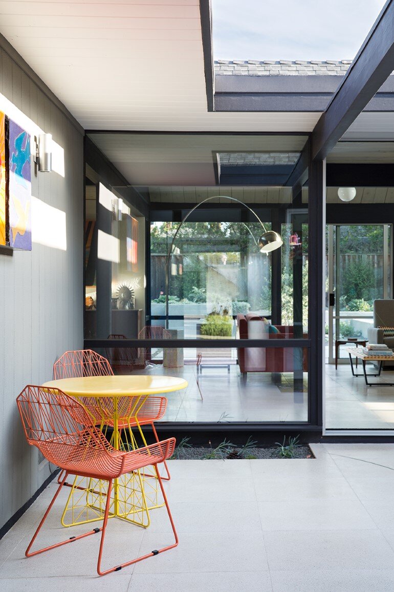 Renewed Classic Eichler Home in Silicon Valley by Klopf Architecture (22)