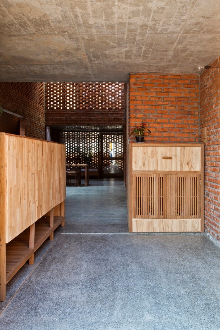 Termitary House Has an Architecture Inspired by Termite Nests (15)