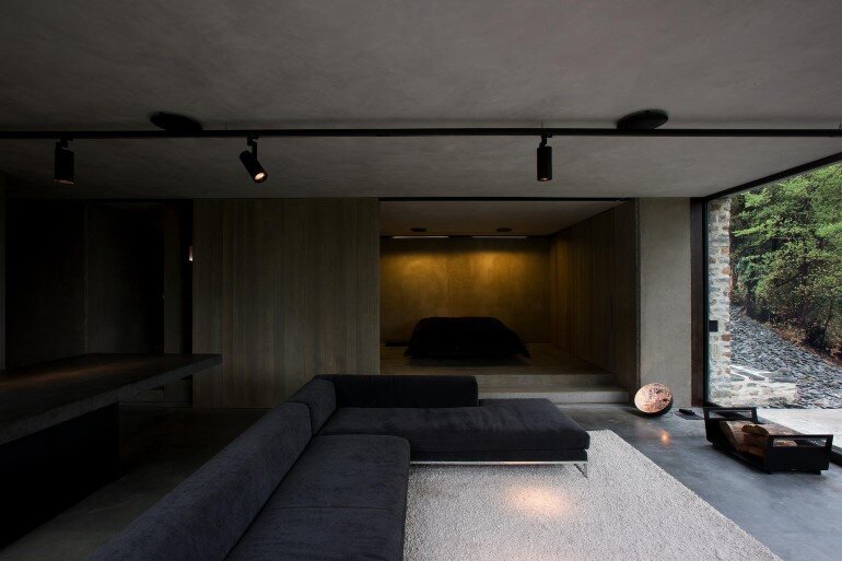 This Mountain Retreat is a Subtle Insertion in the Alpine Landscape (4)