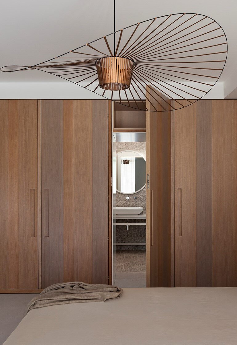 Bright Bulgarian Apartment with Delightful Interior Design Elements (18)