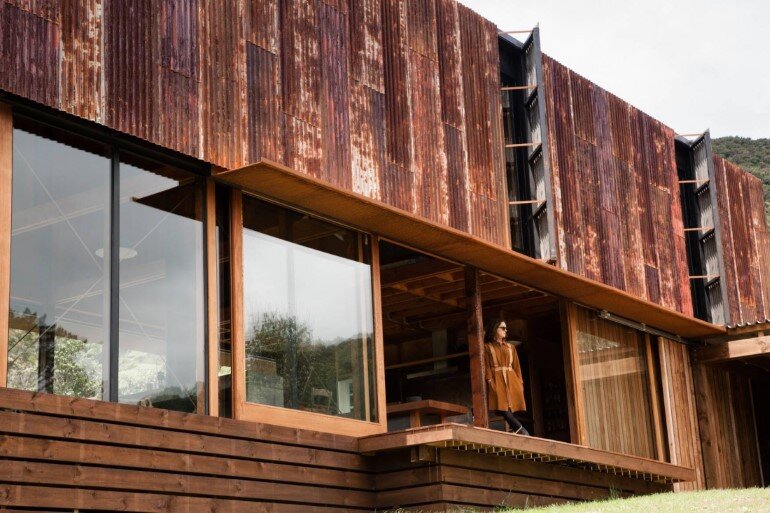 K Valley House - A Retreat for Film Makers by Herbst Architects (6)