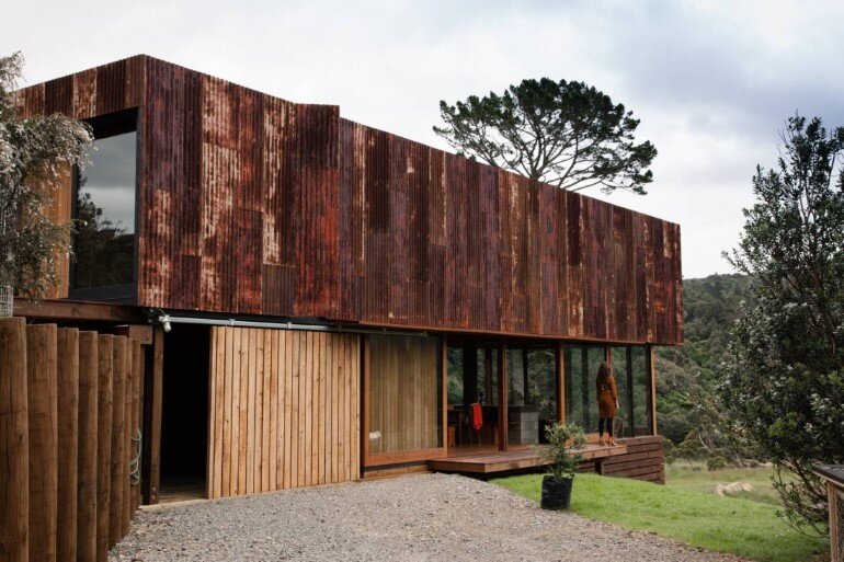 K Valley House - A Retreat for Film Makers by Herbst Architects (8)
