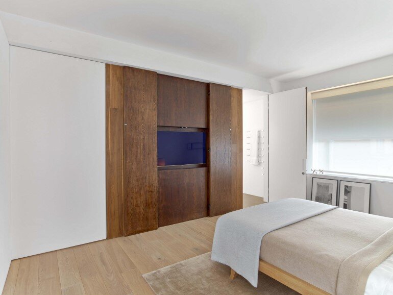 Minimalist Design and Organic Touches in Central Park West Apartment (6)