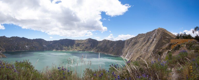 Quilotoa Overlook is Located in the Top Edge of the Crater of an Active Volcano (8)