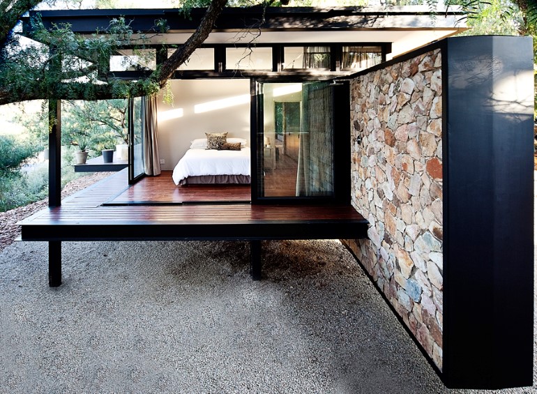 Westcliff Pavilion - Steel-Framed Cottage Located in Johannesburg (3)