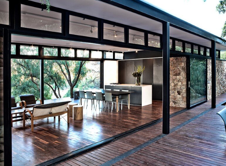 Westcliff Pavilion - Steel-Framed Cottage Located in Johannesburg (4)