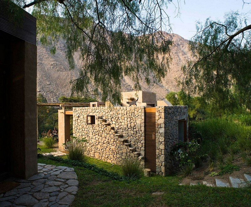 Chontay Stone House in Peru by Marina Vella Arquitectos (6)